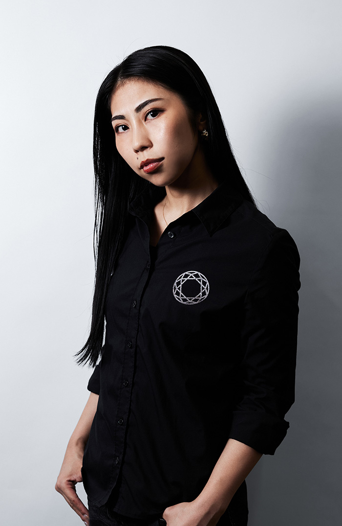 インストラクター | FEELCYCLE（フィールサイクル）－暗闇バイク