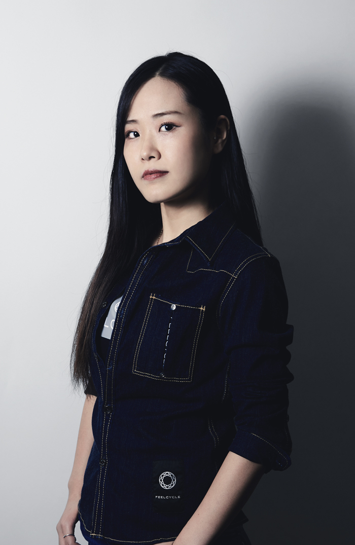 Sakura | FEELCYCLE（フィールサイクル）－暗闇バイクフィットネス